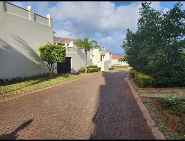 2 BEDROOM APARTMENT FOR SALE IN LA LUCIA